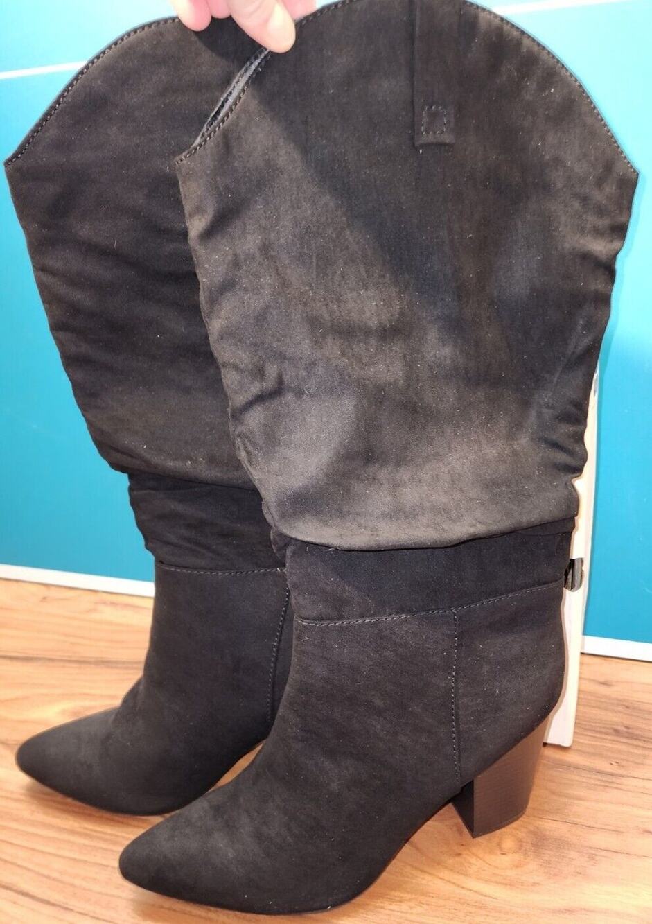 SO Womens Boots Size 11M Cowgirl Faux Suede Knee High Pull On Black Block Heel